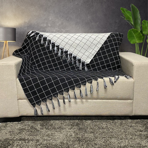 Manta Xale De Sofá Grid Quadriculada Dupla Face 1,40 X 1,80 Cor Quadriculada Dupla Face Preto E Branco
