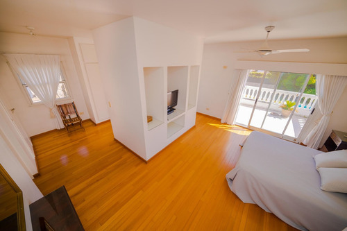 Imagen 24 de 30 de Alquiler Casa 6 Amb. En B. Cerrado Los Laureles