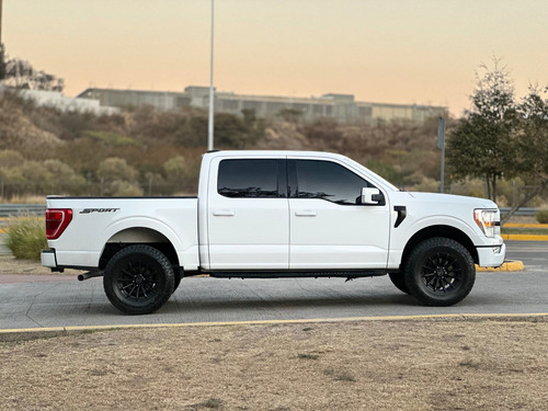 Ford Lobo 5.0l Doble Cabina Xlt V8 4x2 At