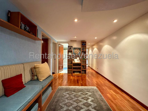 Elegante Y Amplio Apartamento Urb Alto Hatillo Cod. 26-52