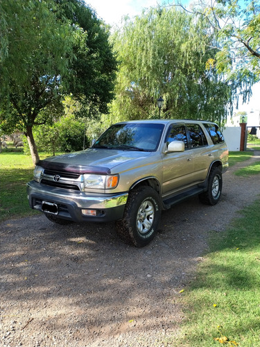 Toyota Hilux SW4 3.0 EFI