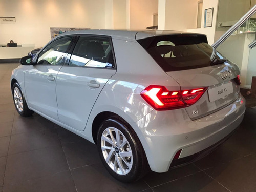 Imagen 6 de 25 de Audi A1 30 Tfsi Sportback Usado 2020 2021 Automatico 0km Mm