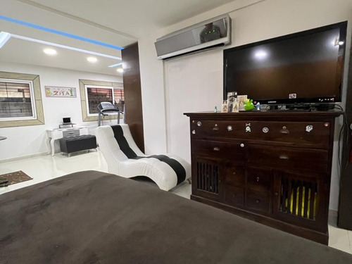 Amplia Y Moderna Casa En Coral Garden, Sabanamar, Isla De Margarita