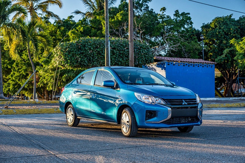 Imagen 2 de 9 de Mirage G4 Glx Cvt