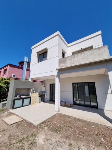 Imagen 3 de 23 de Casa A Estrenar En Lote Interno En Barrio La Agustina - Pilar