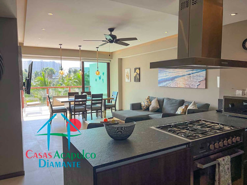 Cad La Isla Fiji Y4. Terraza Con Vista A Las Áreas Comunes