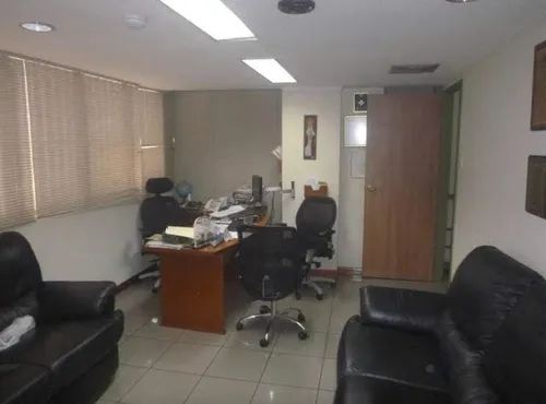 Local En Venta Av Victoria