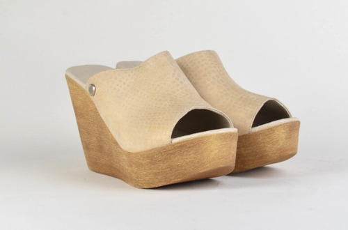 Imagen 4 de 7 de Zuecos Zapatos De Mujer - Amber - Ferraro