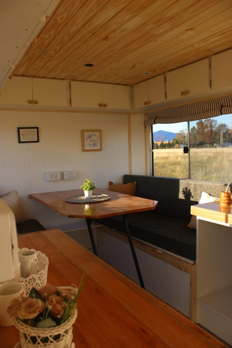 Imagen 18 de 25 de Casa Rodante Estilo Americana Para 4 Personas