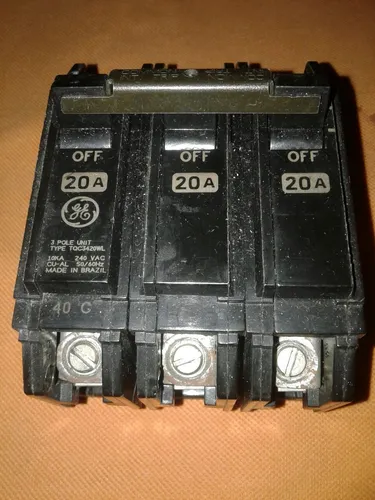Breckers Triple De 20amp