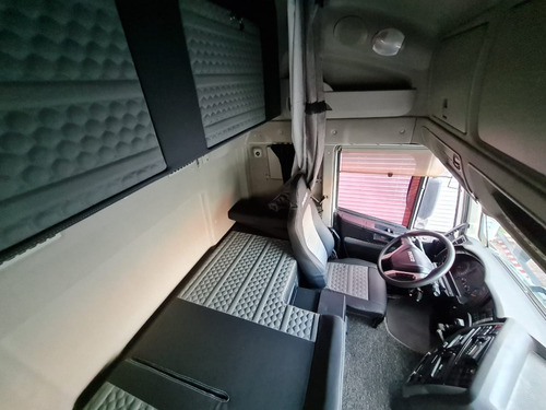 Imagem 19 de 25 de Iveco Hiway 480 6x4 Bug Leve Suspensão De Molas Ano 2017 Aut
