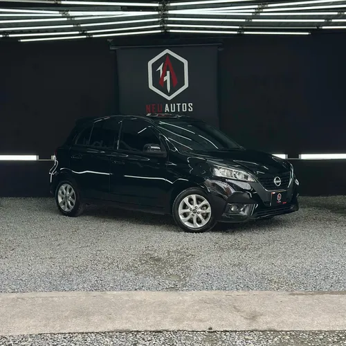 Nissan March 1.6 Advance