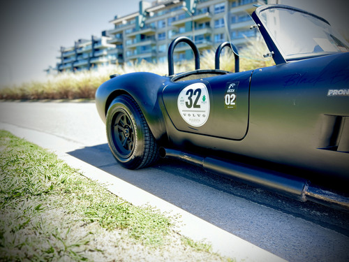 Ford Shelby Cobra Biscayne Roadster Bessia