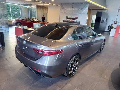 Alfa Romeo Giulia 2.0 280cv Veloce