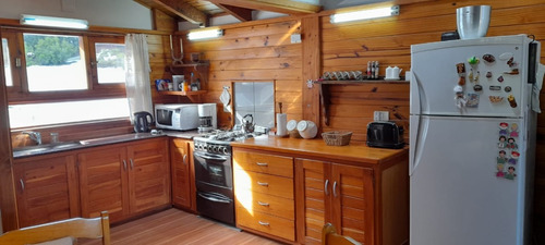Casa 4 Dormitorios En Venta/ Con Posibilidad De Alquilar Temporalmente Con Piscina Climatizada Villa La Angostura Premium