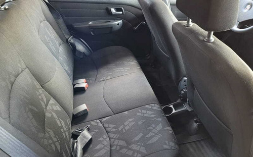 Imagem 6 de 7 de Fiat Siena El 1.0 8v Flex Mec. 2011