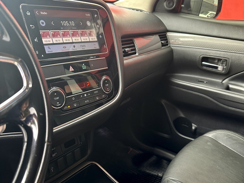Mitsubishi Outlander 2.2 MIVEC DI-D DIESEL HPE-S AWD AUTOMÁTICO