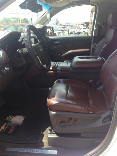 Imagen 11 de 15 de Chevrolet Tahoe 2016 5.3 Ltz 4x4 Mt