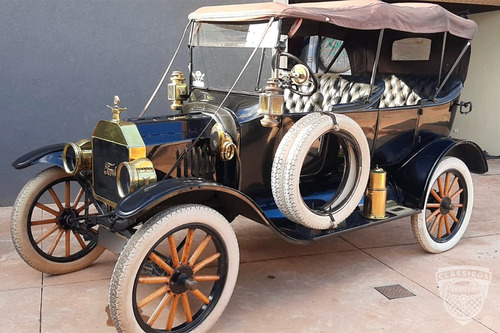 Ford  Modelo T  1914/14  Placa Preta