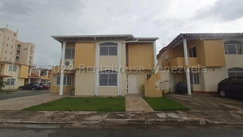 Imagen 1 de 14 de Town House En Venta Villas Geicas Maracay 22-19071 Wjo