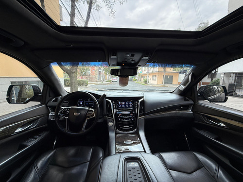 Cadillac Escalade 6.2 Plinum 4x4 At 420 hp