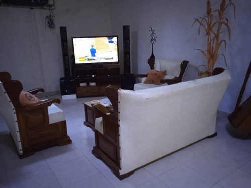 Imagen 7 de 11 de Se Vende Casa En Urb. Los Samanes B, Zona Industrial Ve02-784zi-ssil