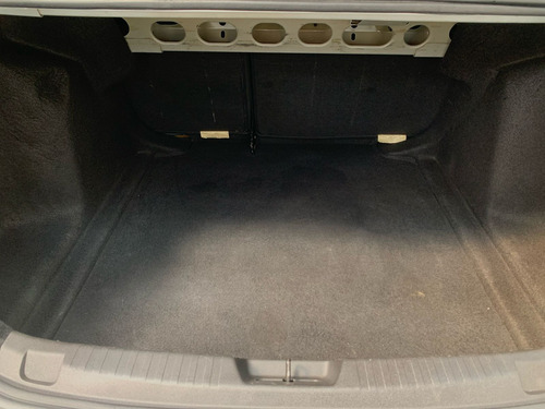 Chevrolet Onix plus 1.0 Lt 4p