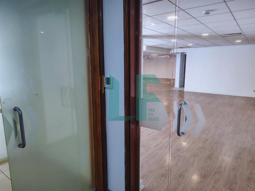 Arriendo Oficina 703 M2 Metro El Golf Pleno Apoquindo