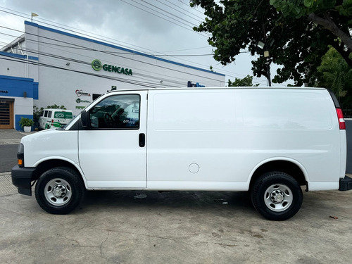 Chevrolet Express 2,500 2021