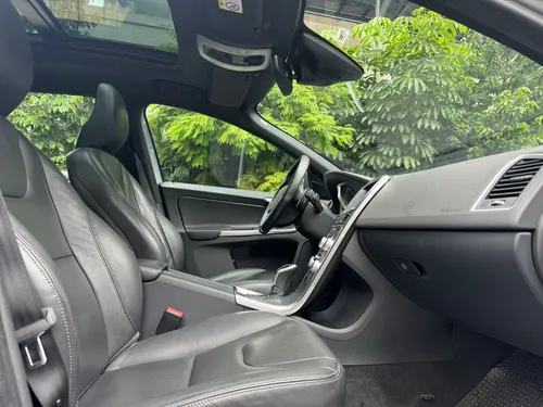 Volvo XC60 2.0 T5 Awd Summum