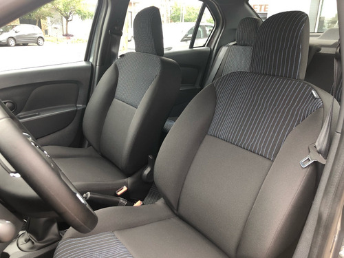 Renault Logan 0km 1.6 16 Valvulas Full Manual