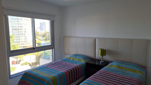 Imagen 5 de 11 de ¡imperdible Oportunidad! Hermoso Apartamento En Edificio Wind Tower
