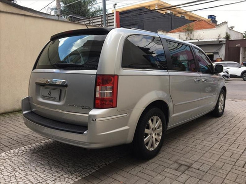 Imagem 5 de 14 de Chrysler Town & Country 3.8 Limited V6 12v