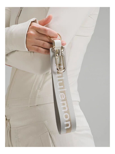 Lululemon Llavero Never Lost Keychain Tela Con Broche Grueso Gris
