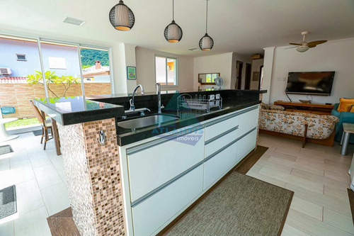 Casa Com 5 Dorms, Condomínio Lagoinha, Ubatuba - R$ 1.6 Mi, Cod: 1222 - V1222