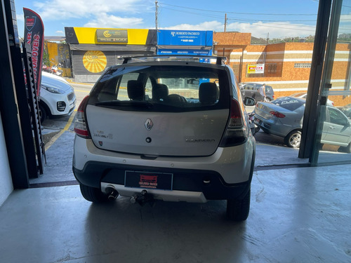 Renault Sandero Stepway 1.6 16v Hi-flex Aut. 5p