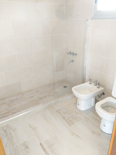 Imagen 9 de 14 de Casa En Chacras De La Reserva 3 Habitacion Con Pileta