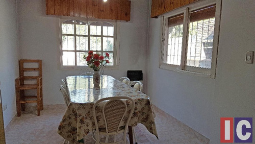 Imagen 12 de 14 de Muy Buen Chalet En Villa Ariza (ituzaingo Norte)