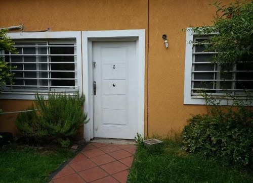 Imagen 2 de 8 de Ph 2 Ambientes, Con Patio Y Gran Taller/quincho.