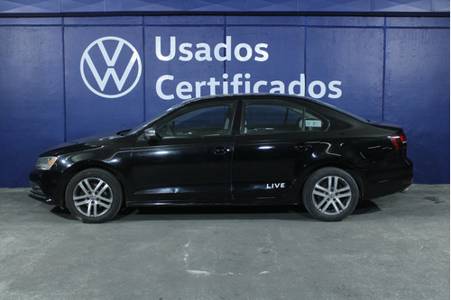 Volkswagen Jetta 2.0 Live Mt