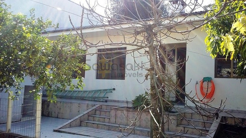 Casa A Venda No Bairro Uberaba Em Curitiba - Pr. - 3688-1