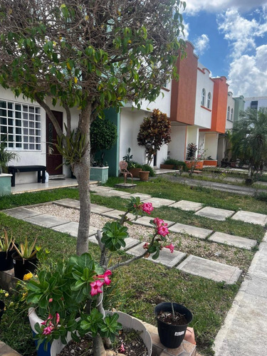 Casa En Venta En Av. Cancun