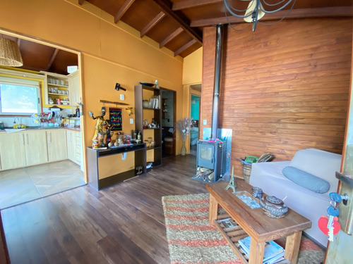 Propiedad Con Casa + Cabaña | Terreno 1.183 M² En El Pinar Con Cochera
