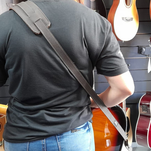 Imagem 3 de 4 de Correia Alça Basso Vintage Vt 02 Couro Slash Violão Guitarra