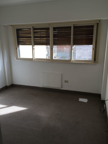 Venta - Departamento Con Cochera- Ocantos 114, Monte Grande