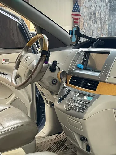 Toyota Previa 2008
