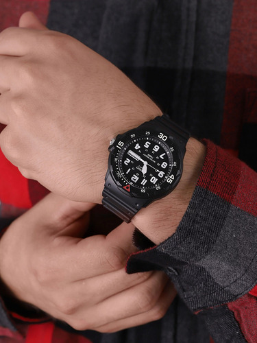 Reloj Hombre Casio Mrw-200h-1bv Fechador Marco Giratorio