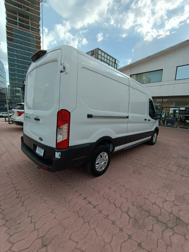 Imagen 8 de 15 de Ford E-transit Van 430 L Medium Roof