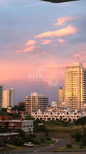 Imagen 7 de 10 de Apartamento En Venta En Punta Del Este
