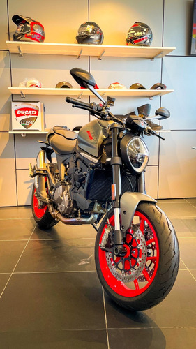 Ducati Monster 937 Ducati Montevideo